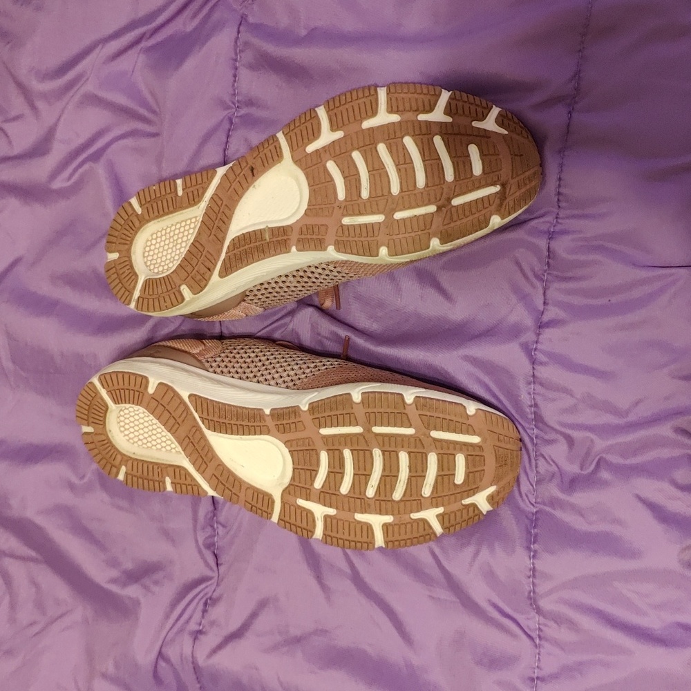 Sneakers - Picture 3 of 3